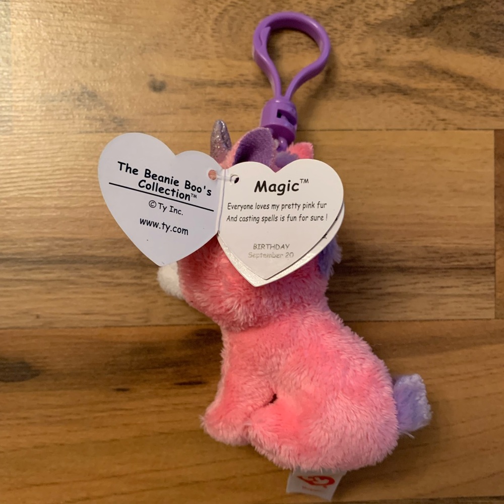 New TY Beanie Boos - MAGIC the Pink Unicorn (Glitter Eyes) (Plastic Key Clip 3”) - Picture 5 of 6